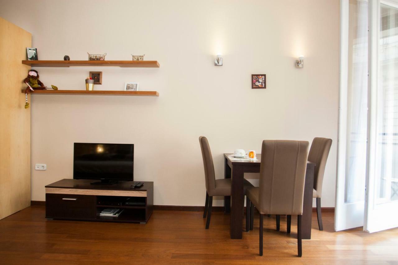 Katrin Apartment Budapest Exteriör bild