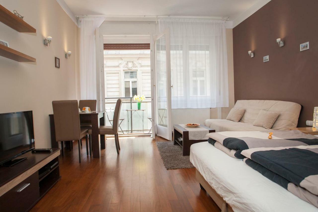Katrin Apartment Budapest Exteriör bild